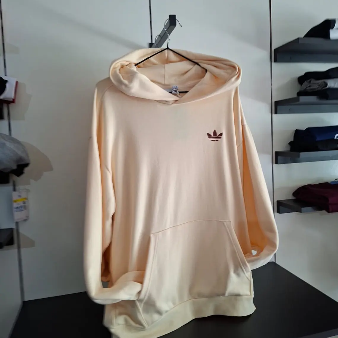 Sweatshirt com capucho  Adidas Adventure 1