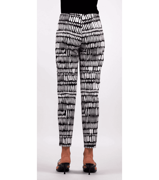 Pantalón Negro Diseño Huesos