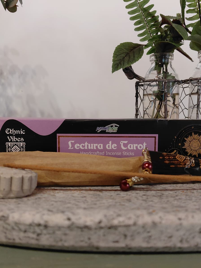 Incienso Lectura de Tarot 1