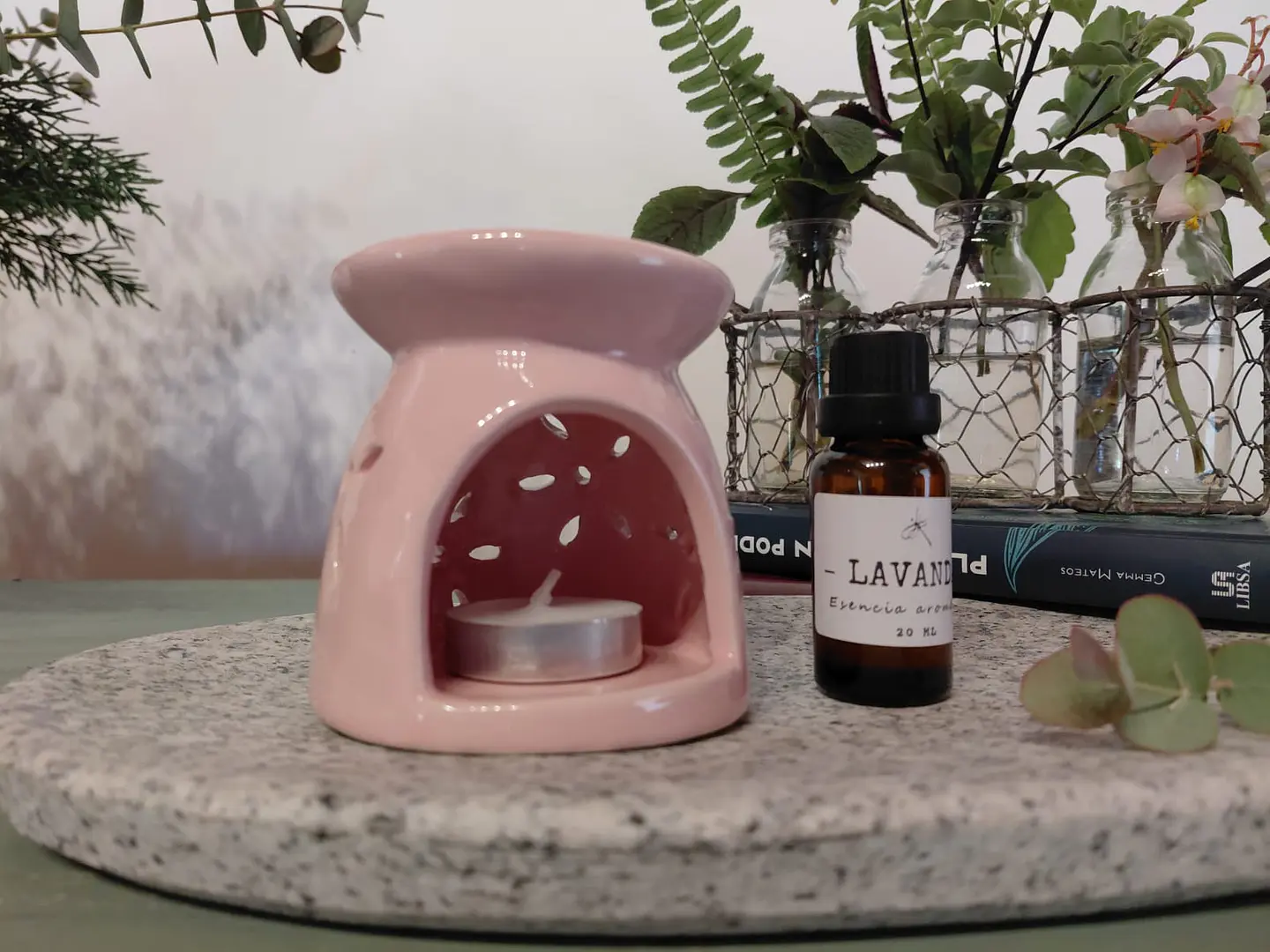 Difusor Cerámica Rosado + esencia aromática 1
