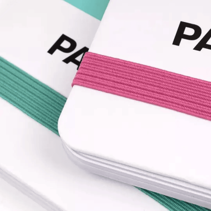 Croquera Medio Oficio Pantone Beige con Elástico 100 hojas 7