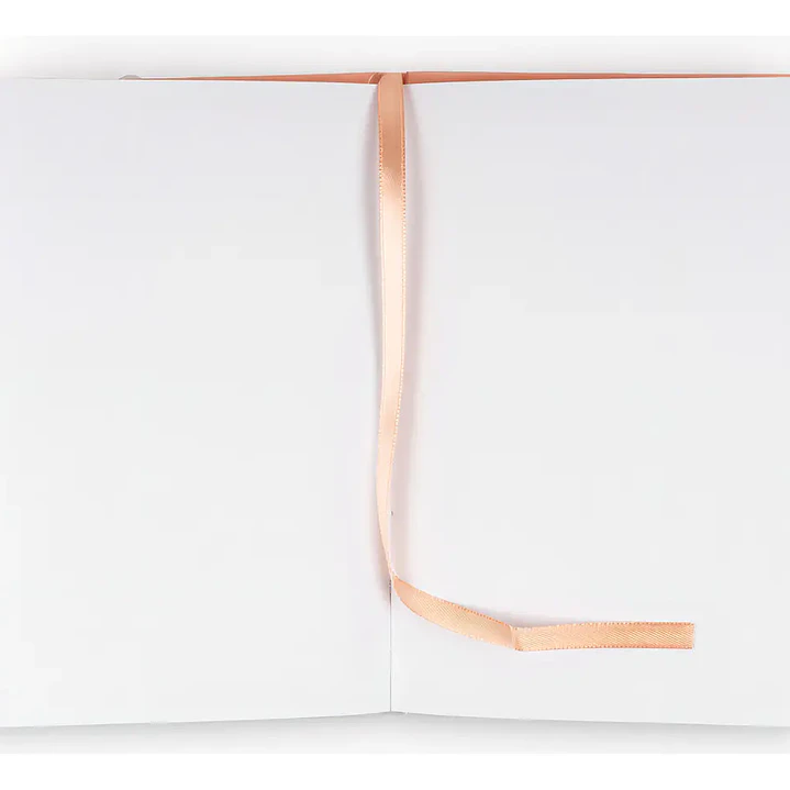 Libreta Pantone Mediana Con Elástico Horizontal 7