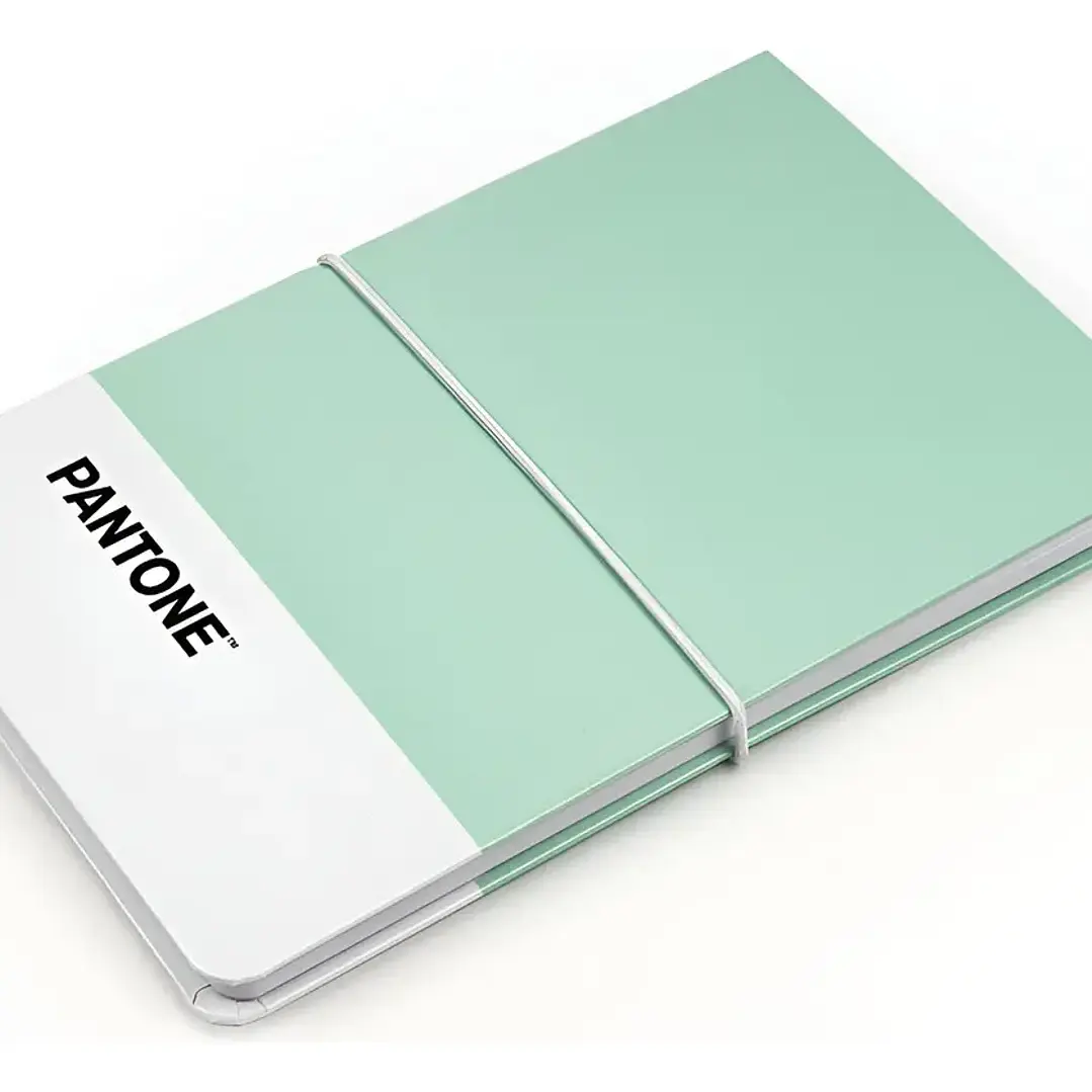 Libreta Pantone Mediana Con Elástico Horizontal 4