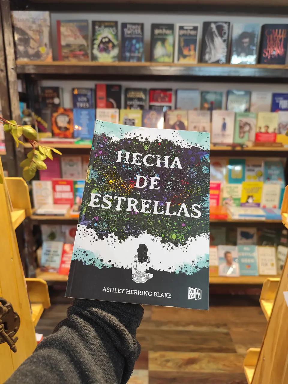 Hecha de estrellas TB 1