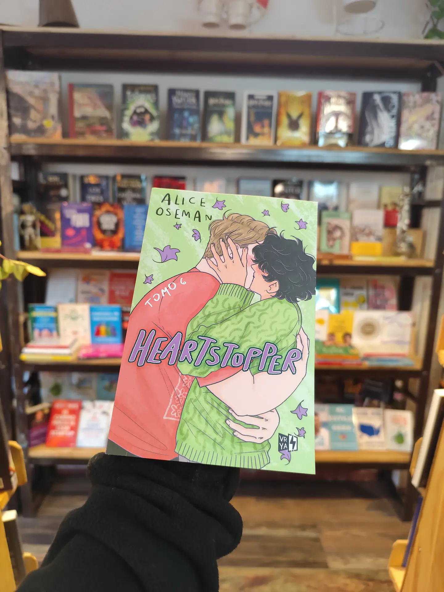 Heartstoppers libro 6 TB 1