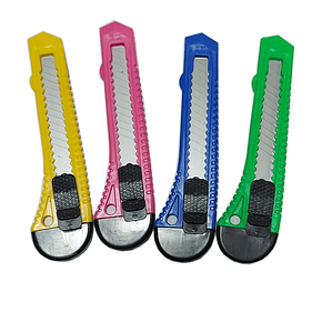 Cuchillo cartonero Económico Colores- Corta cartón