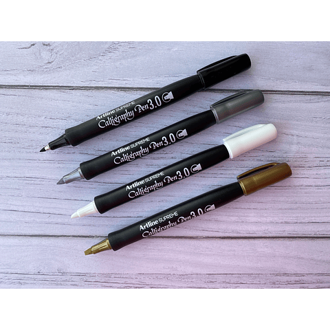 Marcador Calligraphy 3.0 Artline 