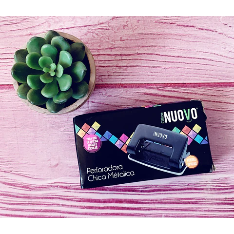 Perforadora Metálica 10 Hjs Negra Nuovo