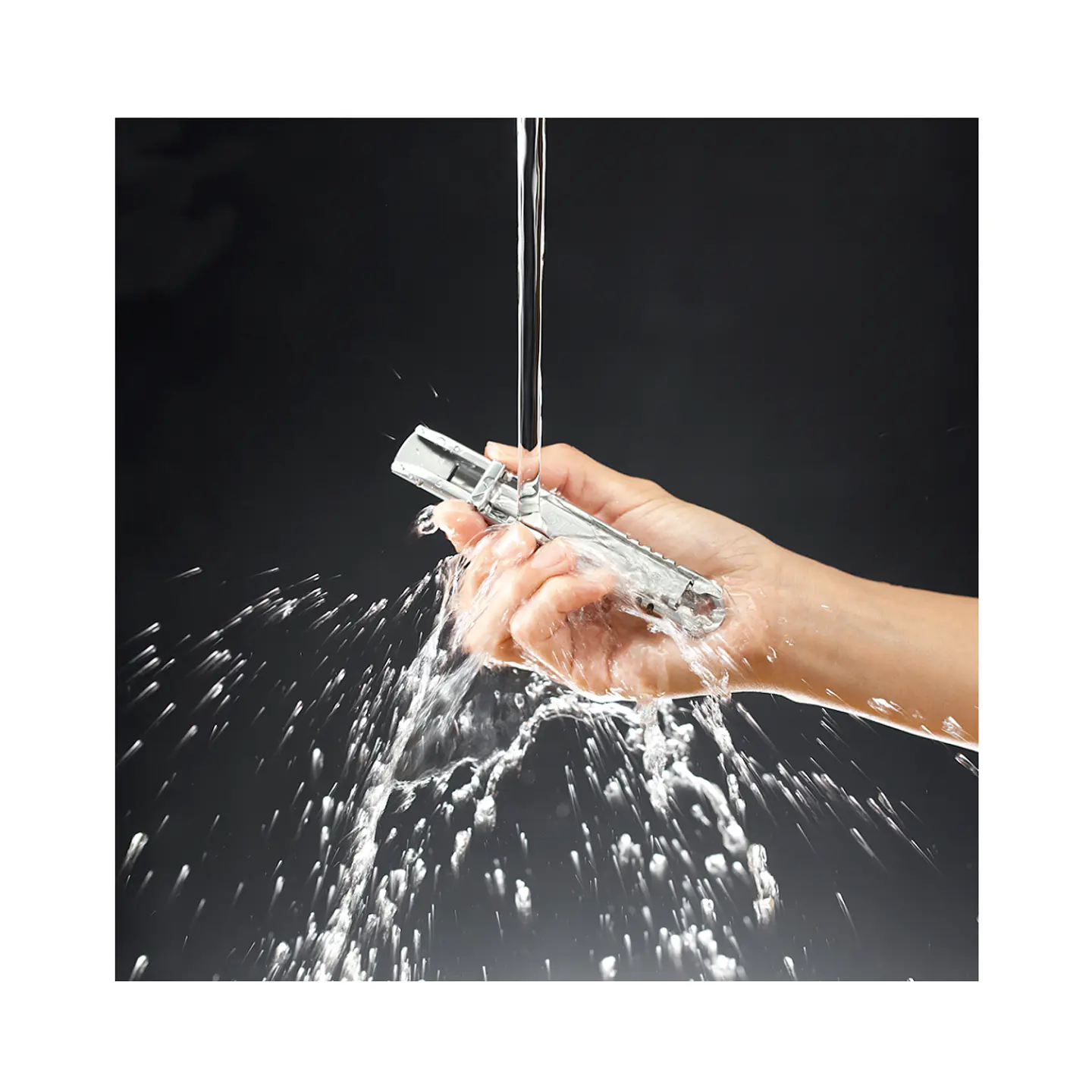 Cuchillo de Seguridad Auto-Retráctil Acero Inoxidable 4