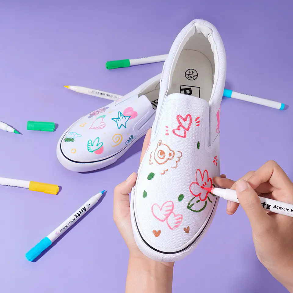 ARRTX Marcadores Acrílicos 30 Colores A 4