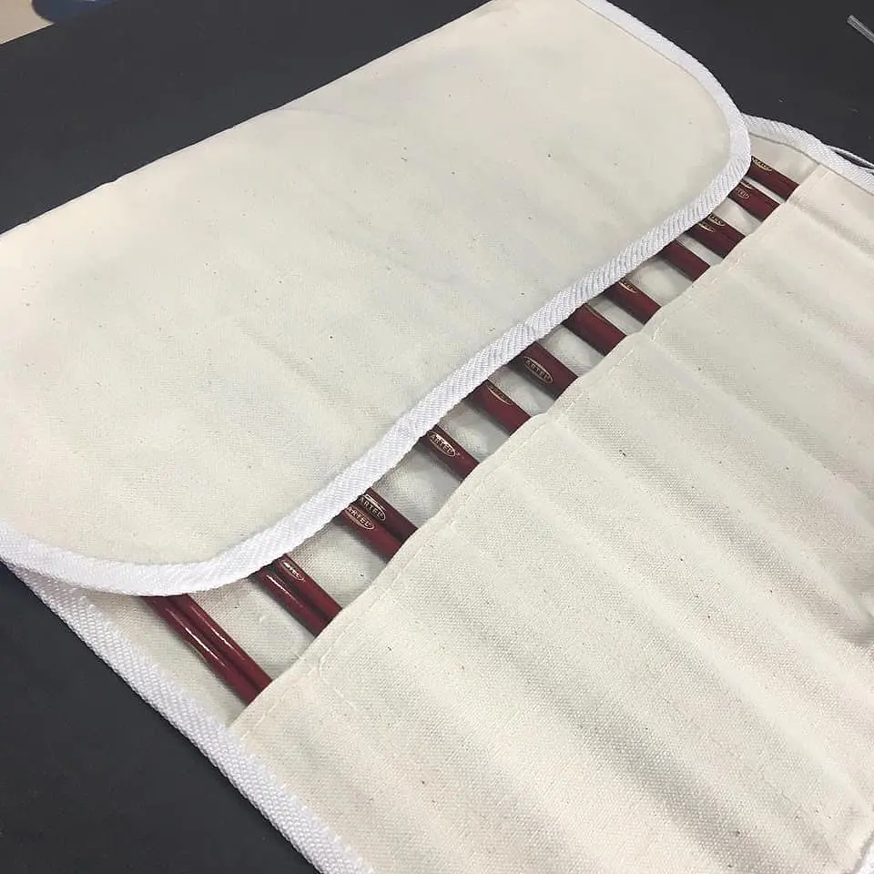 Estuche Tela 18 Pinceles Sintético Artel 3