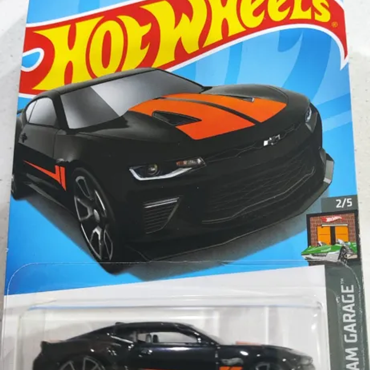Hot Wheels '18 Camaro HW Dream Garage SS HTB50 032/250 1