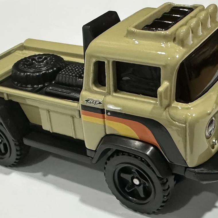 Hot Wheels '57 Jeep FC HTC30 HW Hot Trucks 68/250  2