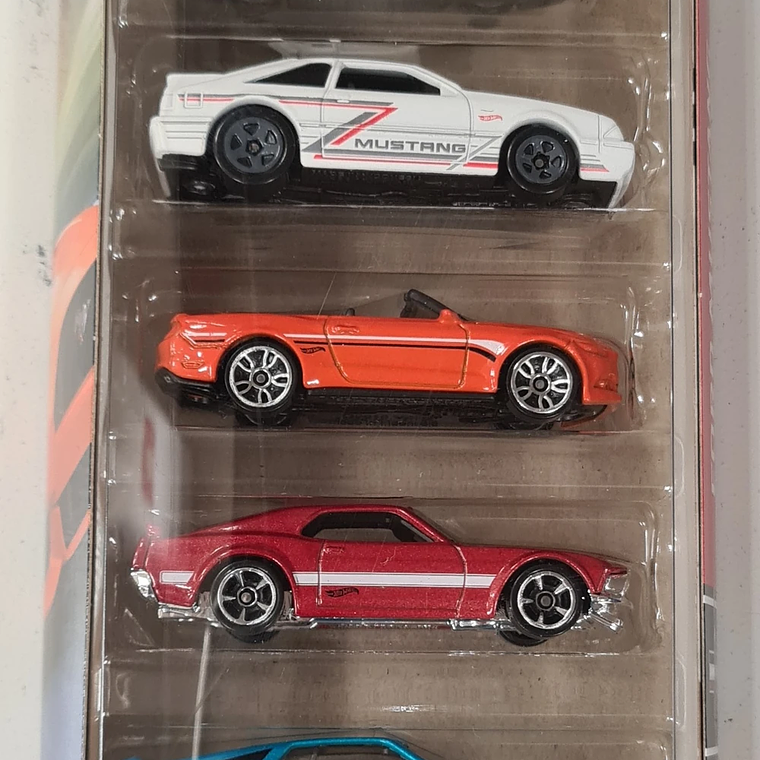 Hot Wheels Ford Mustang HFV92 5 Pack 1