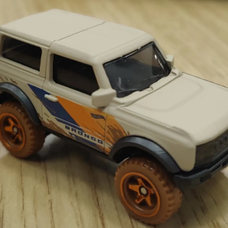 Hot Wheels HLY74 HW Remote Adventures 5-Pack 3