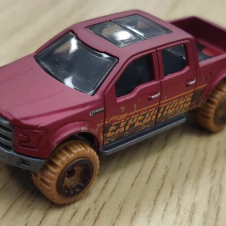 Hot Wheels HLY74 HW Remote Adventures 5-Pack 4