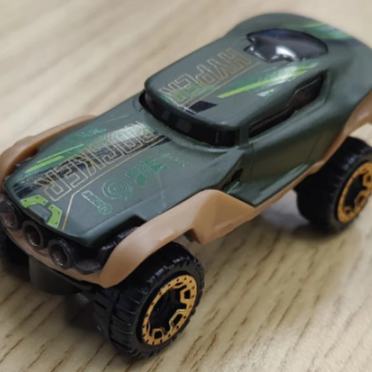 Hot Wheels HLY74 HW Remote Adventures 5-Pack 5