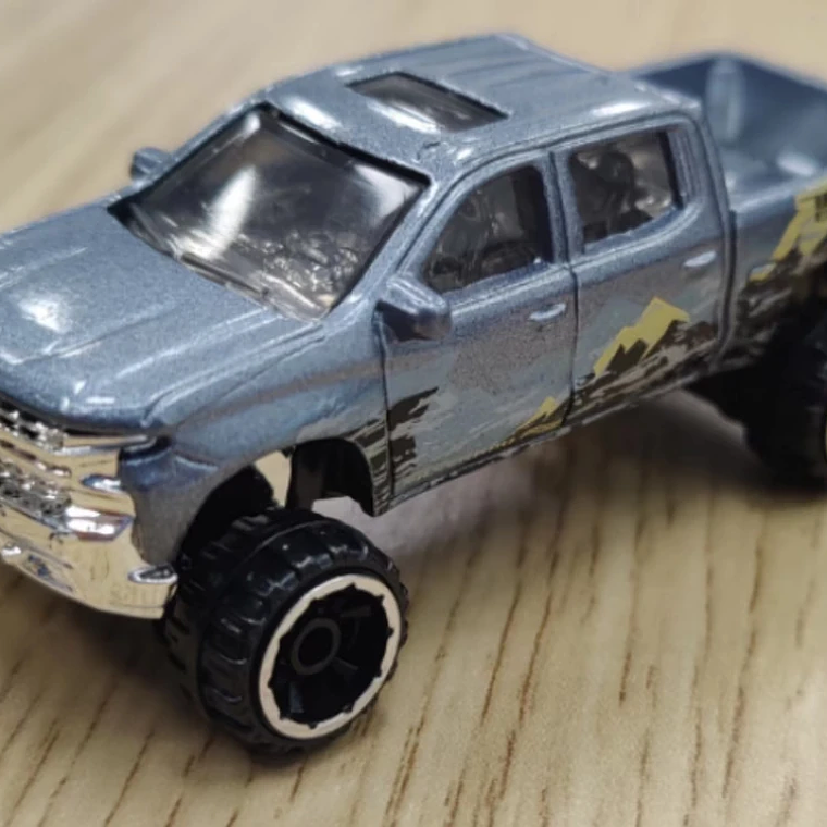 Hot Wheels HLY74 HW Remote Adventures 5-Pack 2