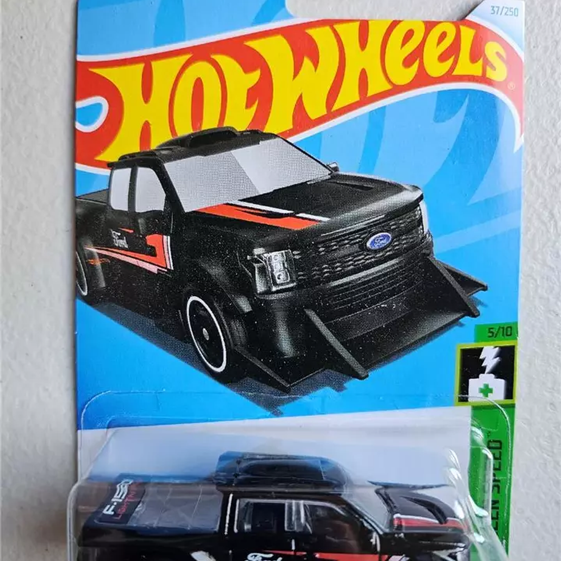 Hot Wheels Ford F-150 Lightning Custom HTD01 1