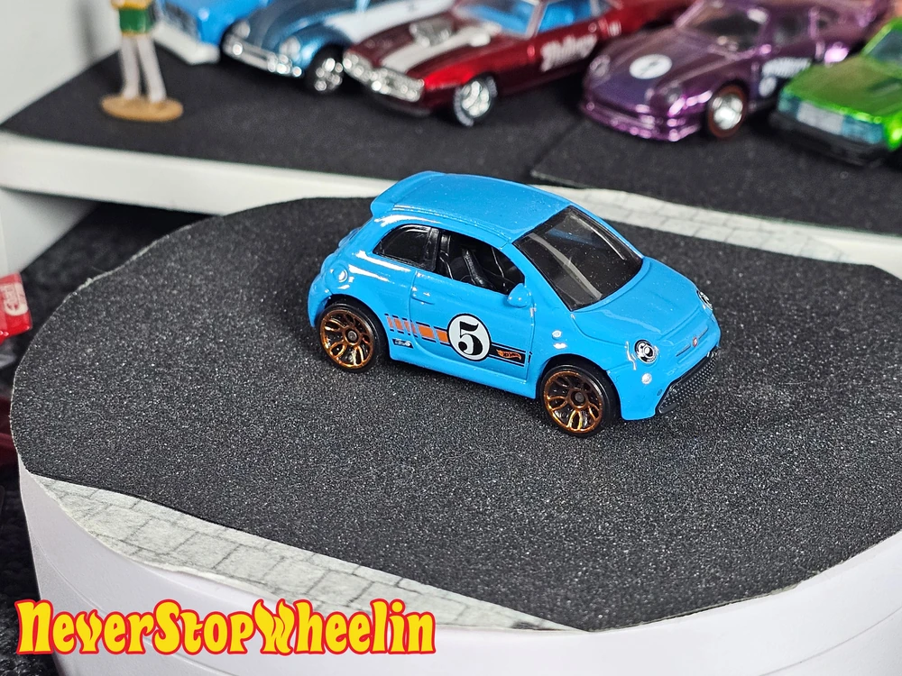 Fiat 500e Hot Wheels 1:64