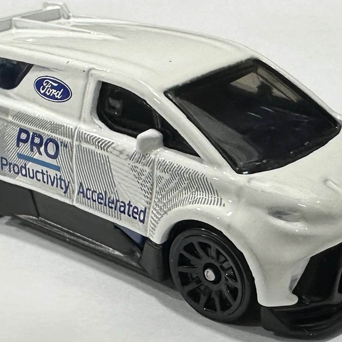 Hot Wheels Ford Performance Supervan 4 HRY90 HW Green Speed 128/250 2