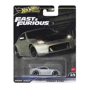 Hot Wheels Premium NISSAN 37oz HNW46 3/5