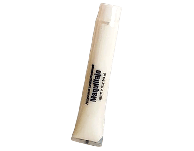 MAQUILLAJE EN CREMA BLANCA