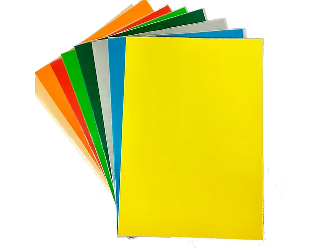 CARPETA PLASTIFICADA SIN ARCHIVADOR AUCA - DIFERENTES COLORES