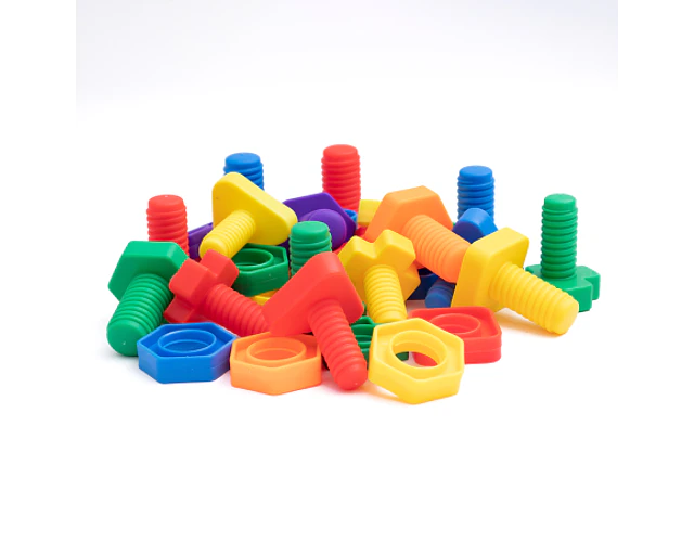 TORNILLOS Y TUERCAS PLASTICO