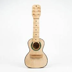 GUITARRA  DE MADERA CHICA     1171