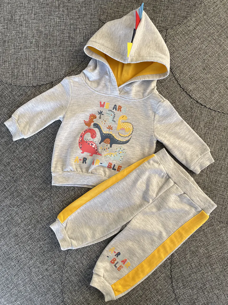 Pack Buzo Nino 9 meses 1