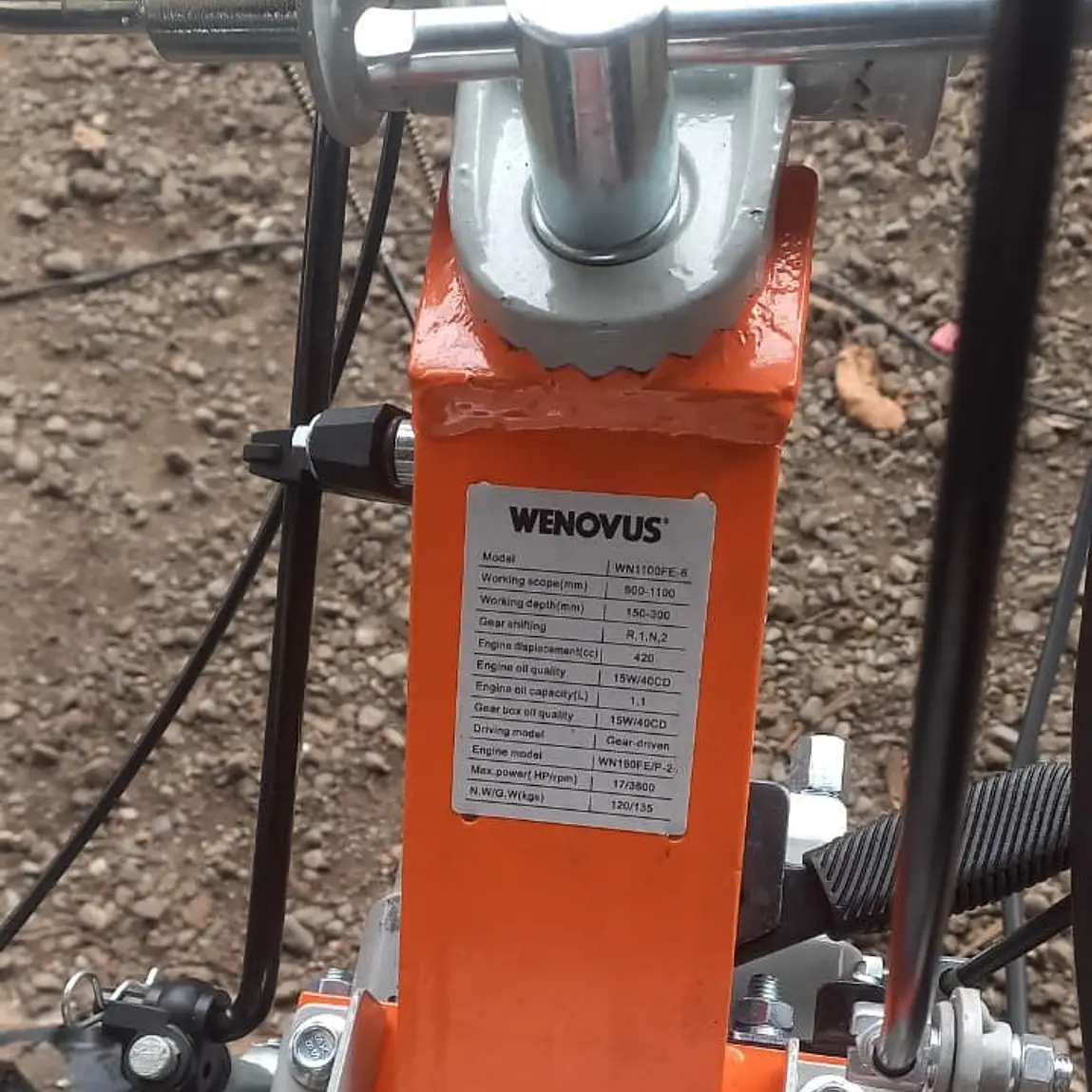 Motocultivador bencinero 12 hp + 4 implementos 6