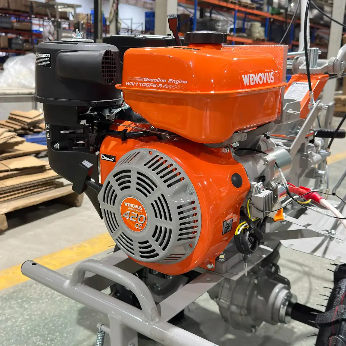 Motocultivador bencinero 16 hp más kit de implementos  2