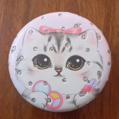 Espejo Compacto de Bolsillo con Diseño de Gatito Estilo Kawaii 🐱💕