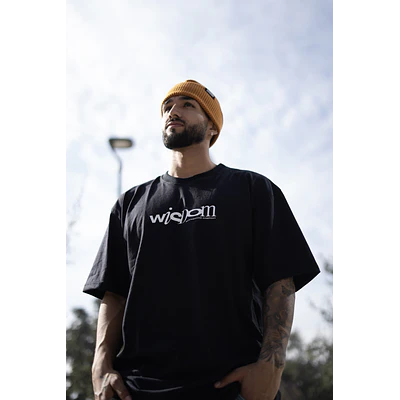 Polera Wisdom - Letters Negra