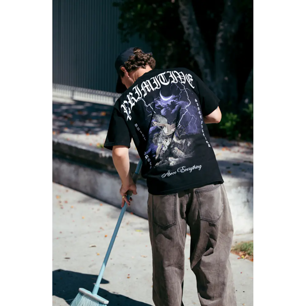 Polera Primitive Goldpack26 - Clash HW