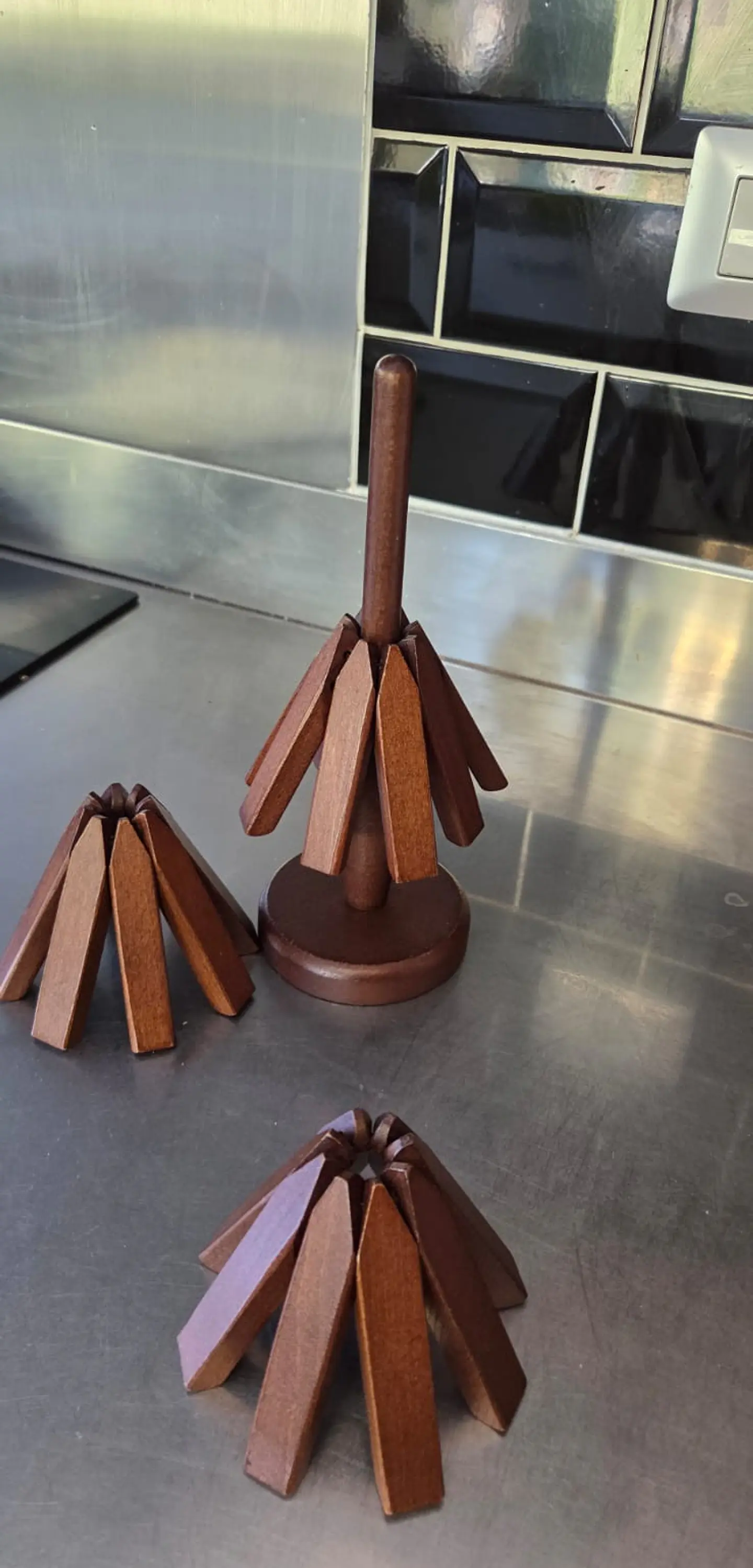 Set de Mat Madera con Soporte Árbol Posa Ollas Decorativo 9