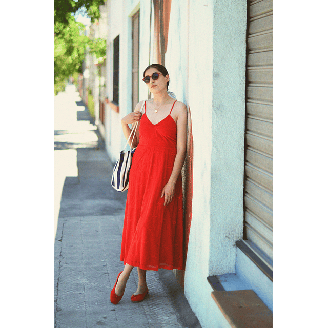 Vestido Leontina rojo bordado