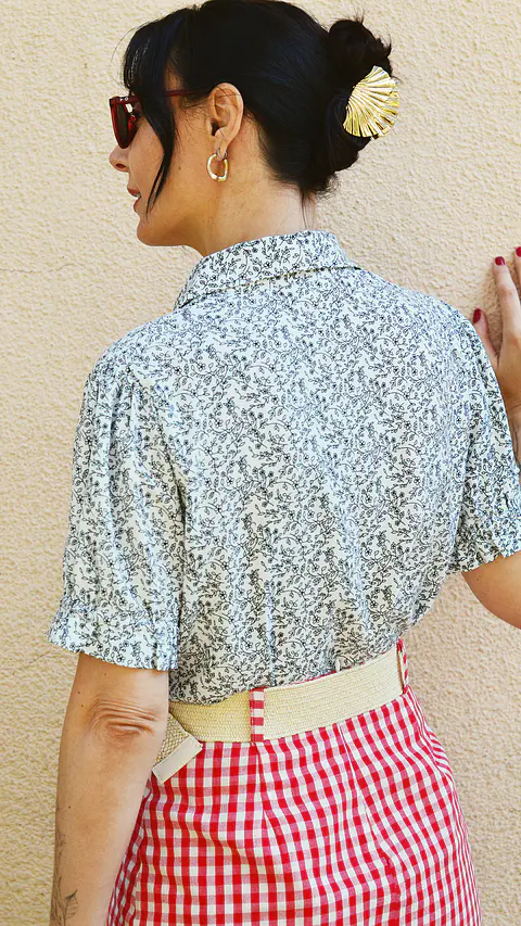 Blusa Juana blanca flores