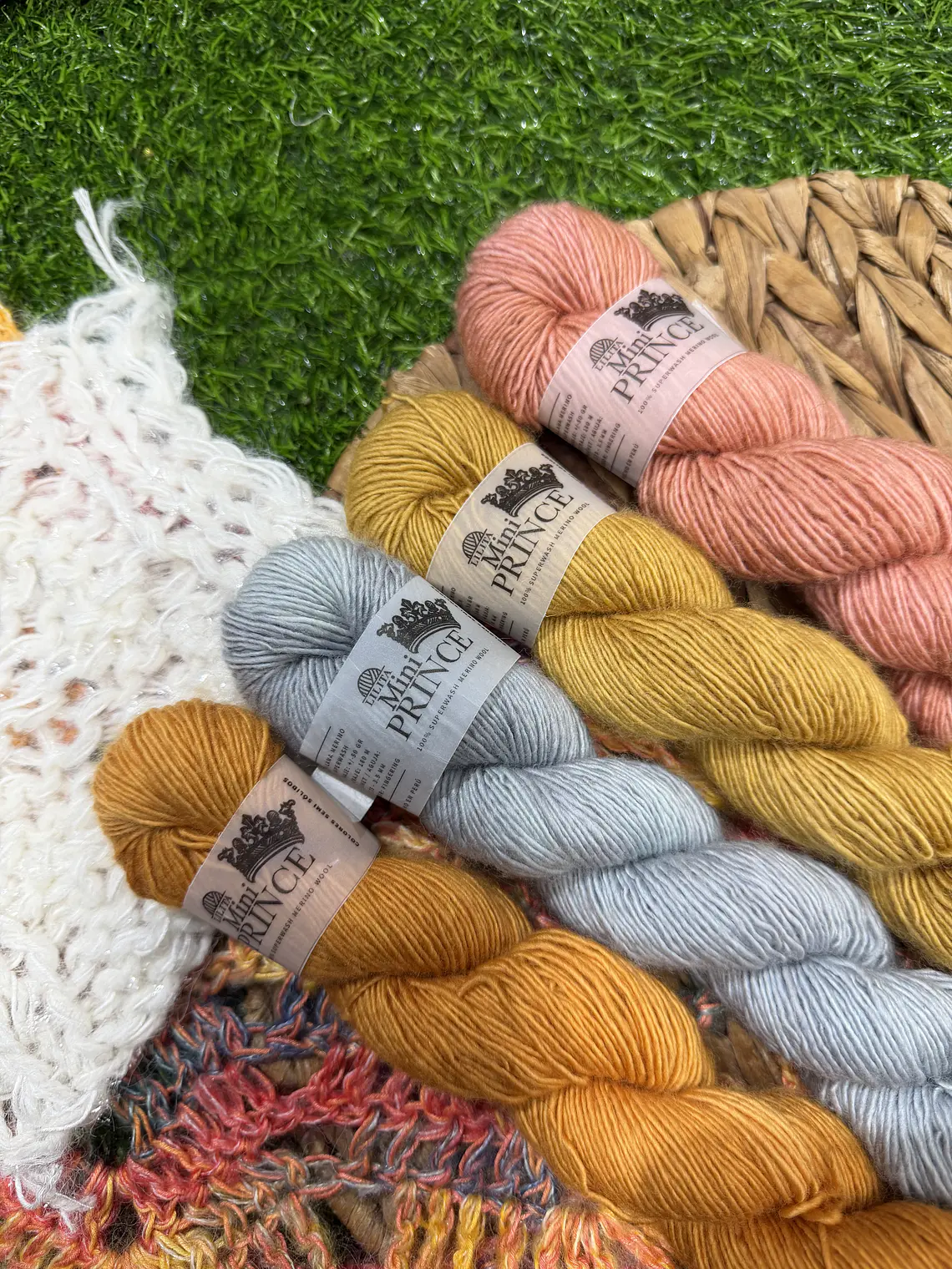 Prince Mini - Merino Superwash 50 gr  1