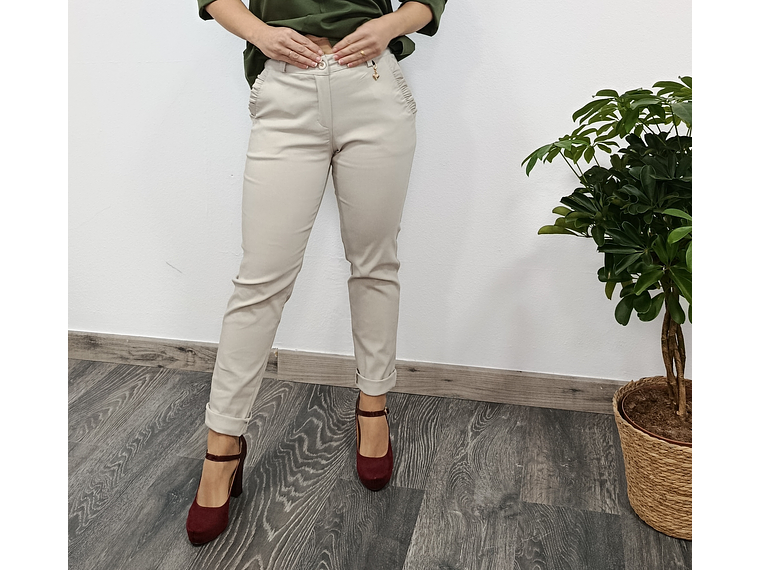 Calça Tecido com Folho 2