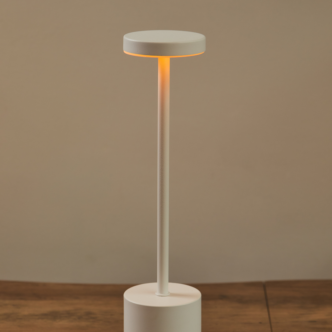 Lámpara Táctil Lúmina 7