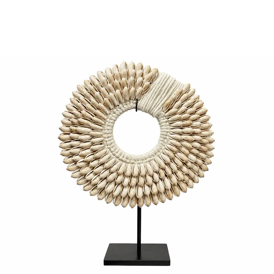 Collar decorativo de conchas 1
