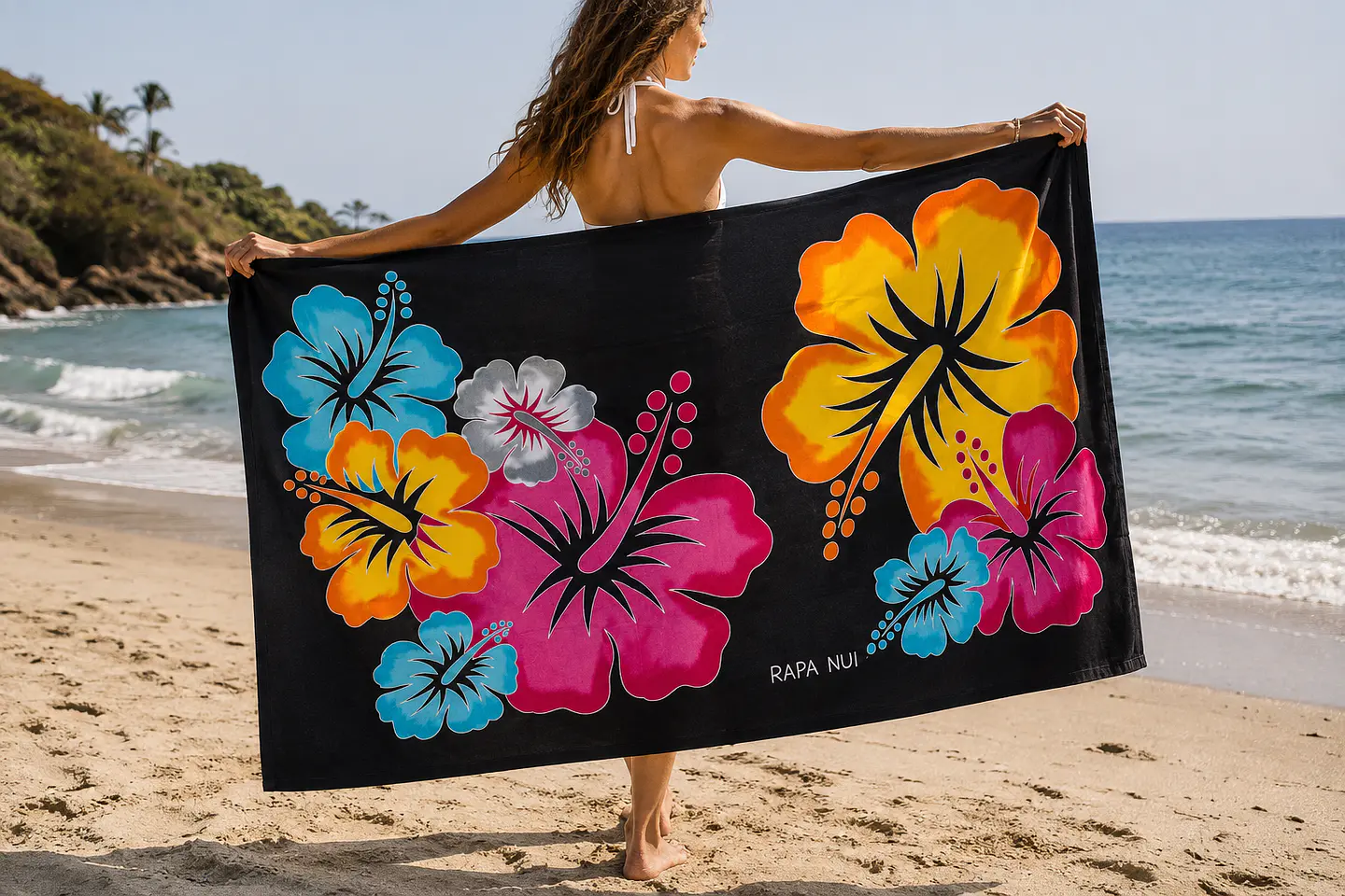 Pareo Tropical Pintado a Mano Frangipani 2