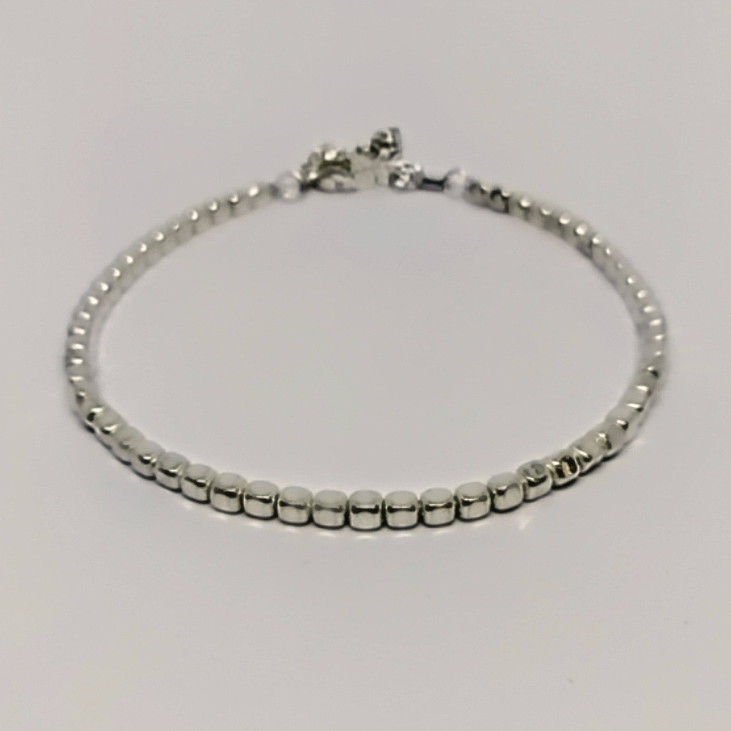 Pulseira de Contas Quadradas 