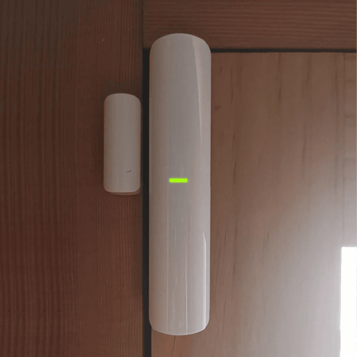 Contacto magnético inalámbrico HIKVISION DS-PD201MC-WB  3