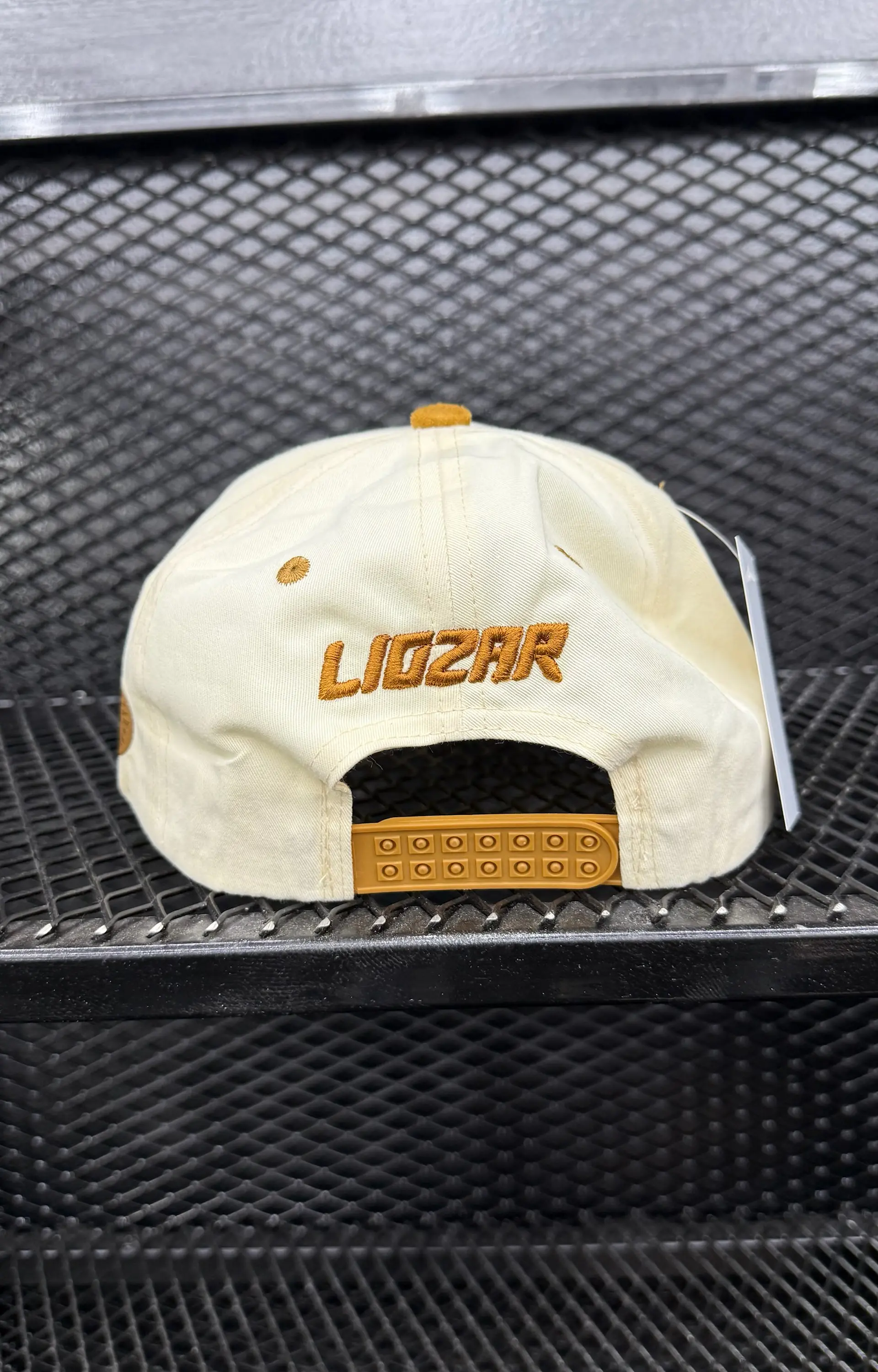 GORRAS DE GAMUZA UNISEX-LEON 4