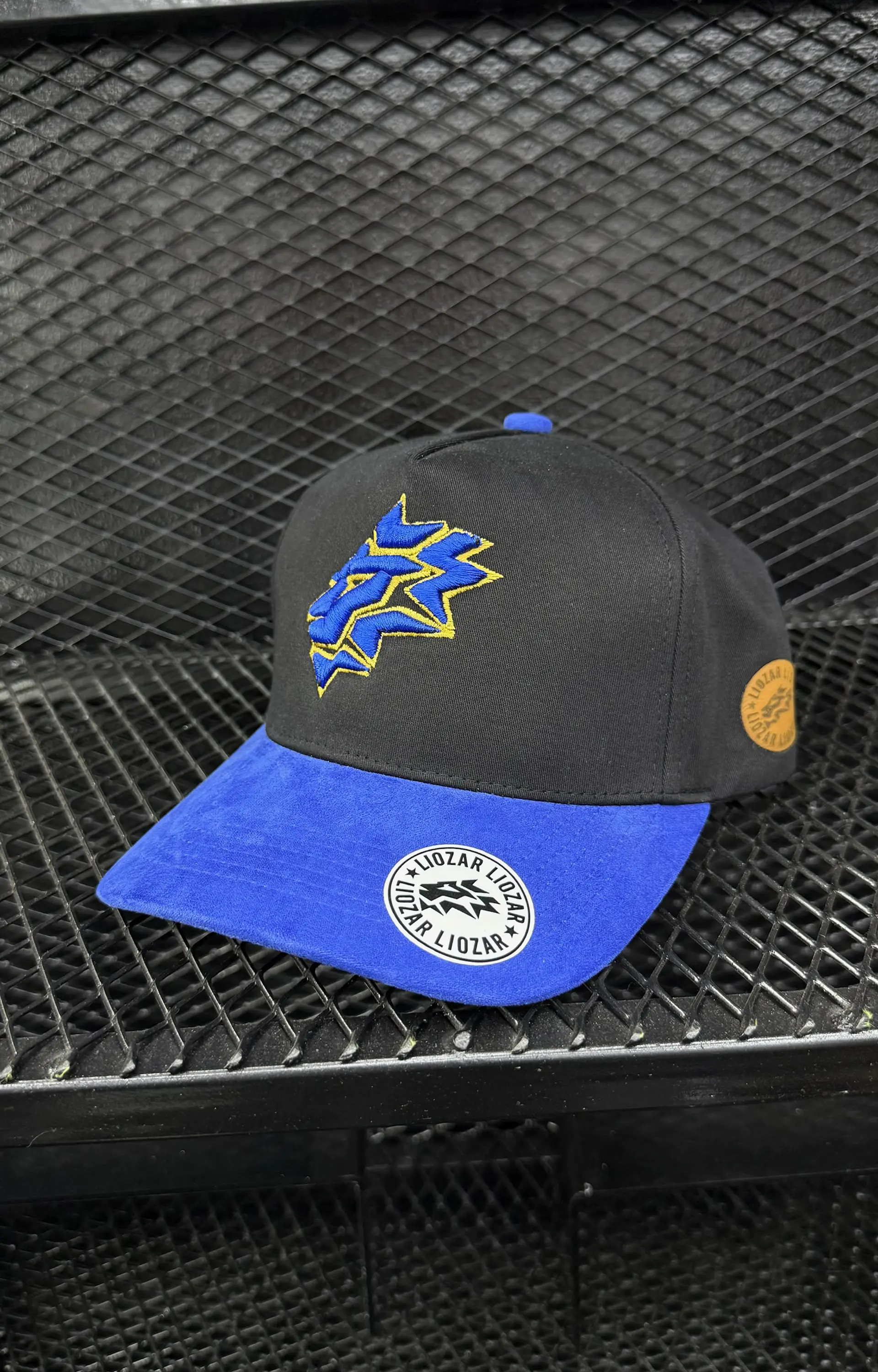 GORRAS DE GAMUZA UNISEX-LEON 21