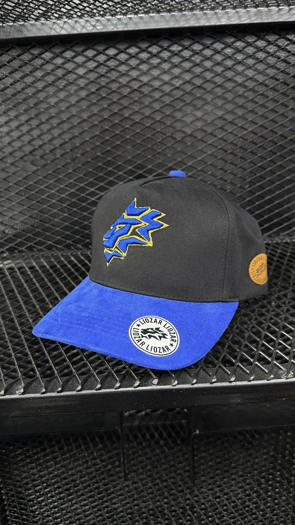 GORRAS DE GAMUZA UNISEX-LEON 21