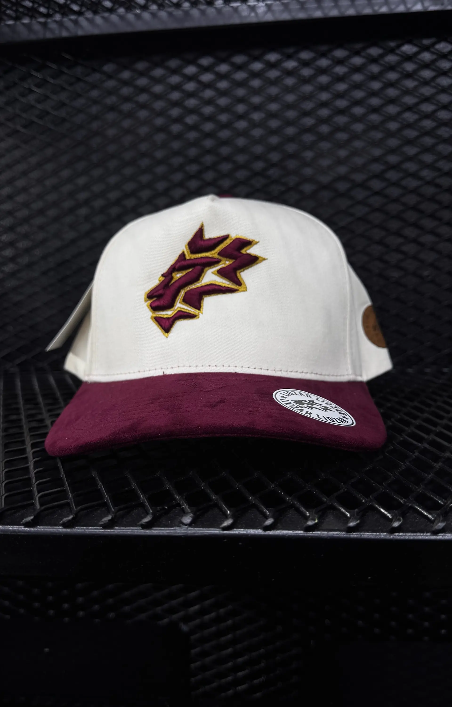 GORRAS DE GAMUZA UNISEX-LEON 33